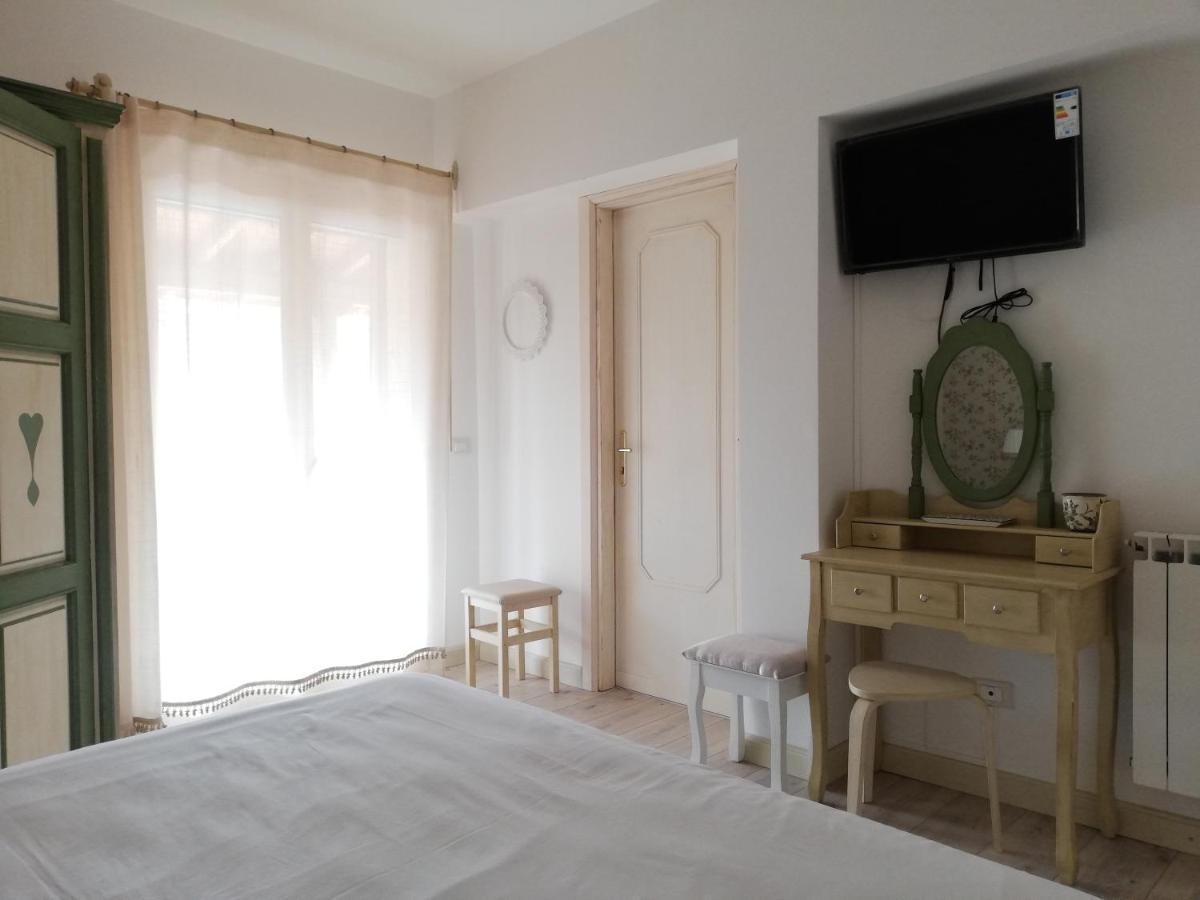 Etna Casa Del Sole Bed & Breakfast Nicolosi Exterior photo