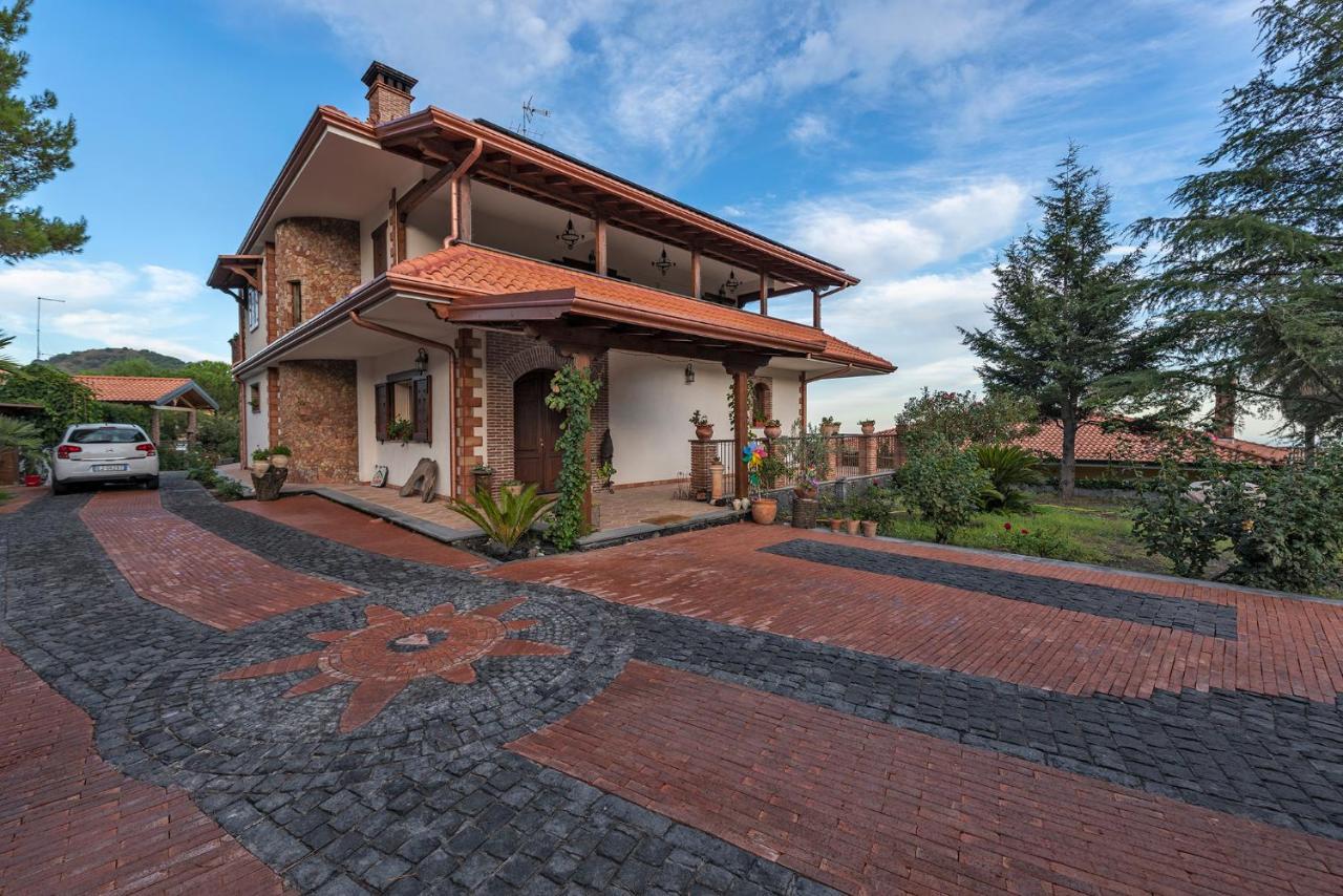 Etna Casa Del Sole Bed & Breakfast Nicolosi Exterior photo